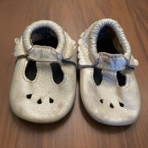 Freshly Picked Platinum Mary Jane Mini Sole